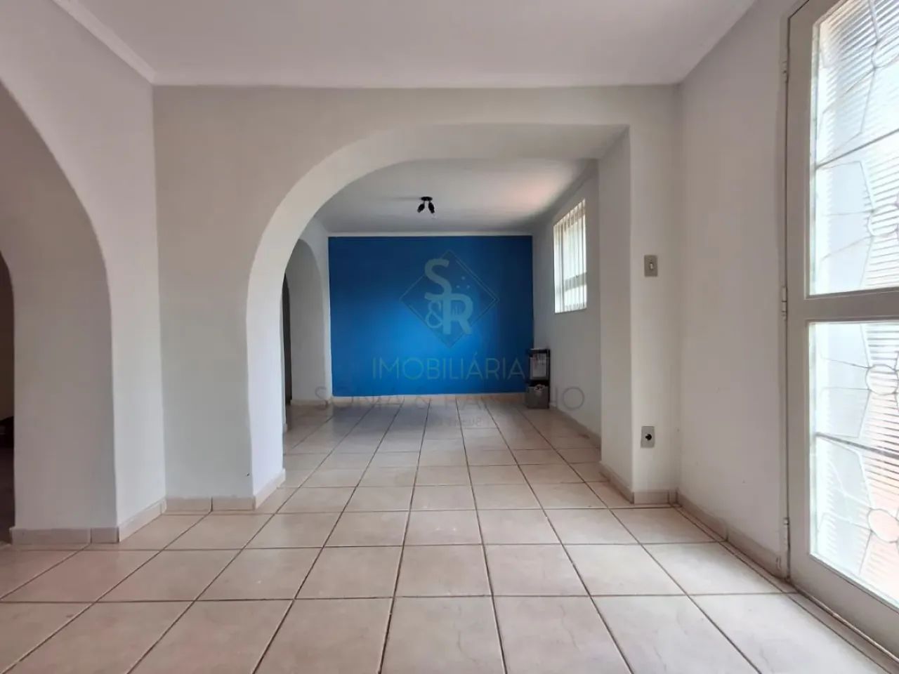 Imóvel Comercial à venda com Kitnets no Bairro Centro com 135,68 m² - Foto 5