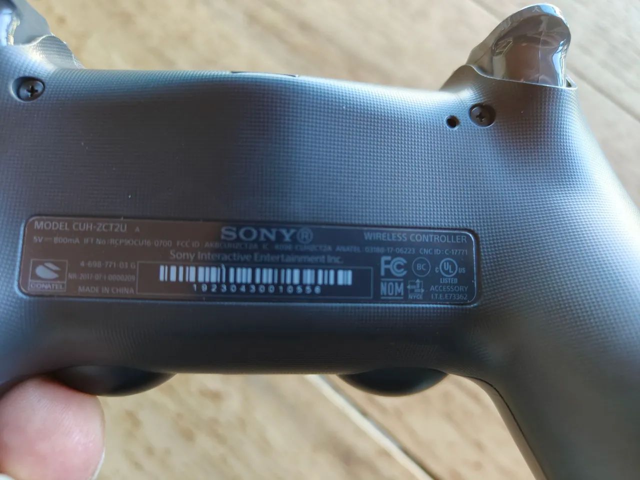 Controle em fio DualShock 4 - Foto 4