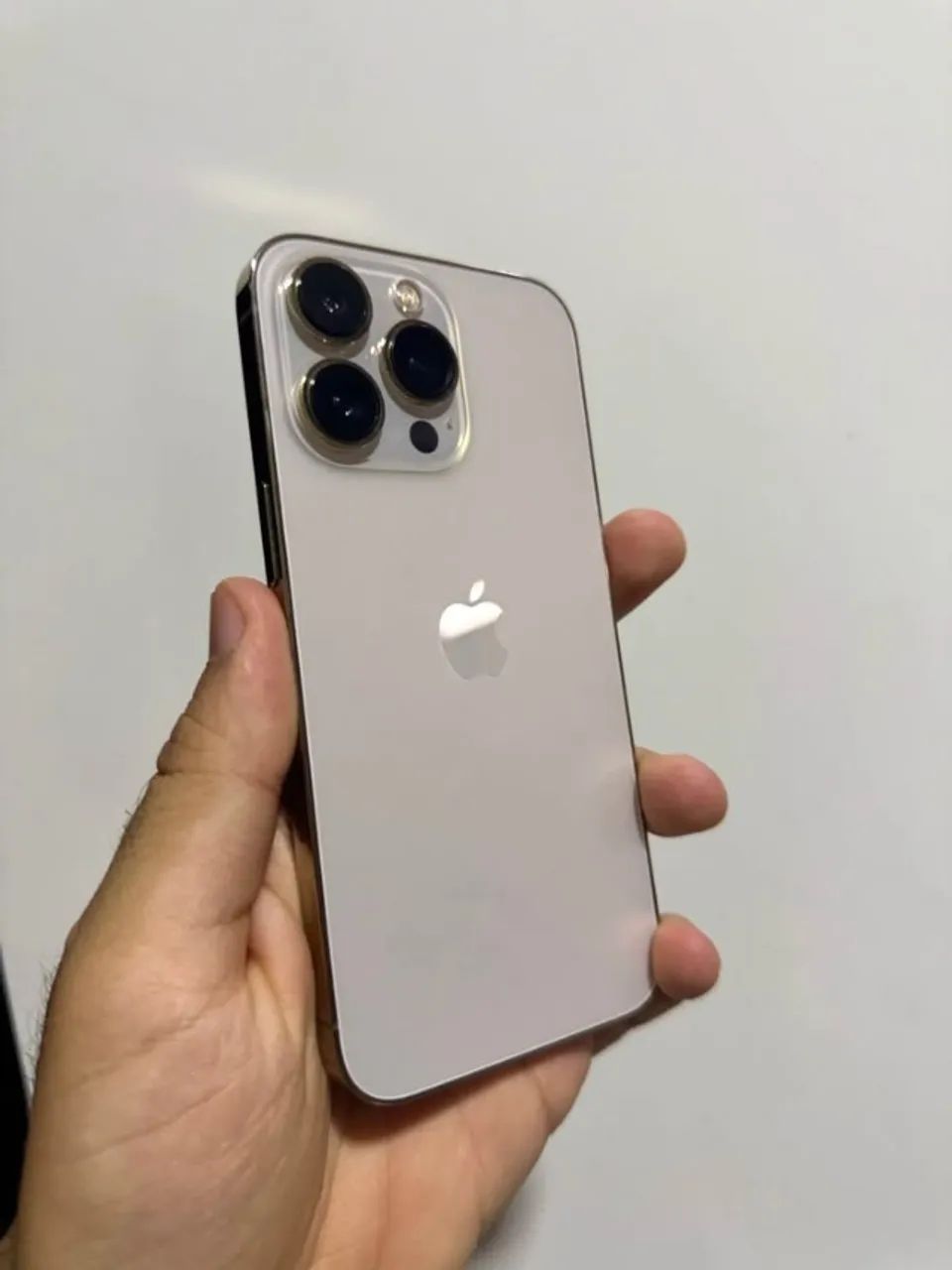 Apple iPhone 13 Pro ゴールド 128GB バッテリー74％ Apple Iphone 13 Pro Bateria 74% (128 Gb) - Dourado - Celulares e