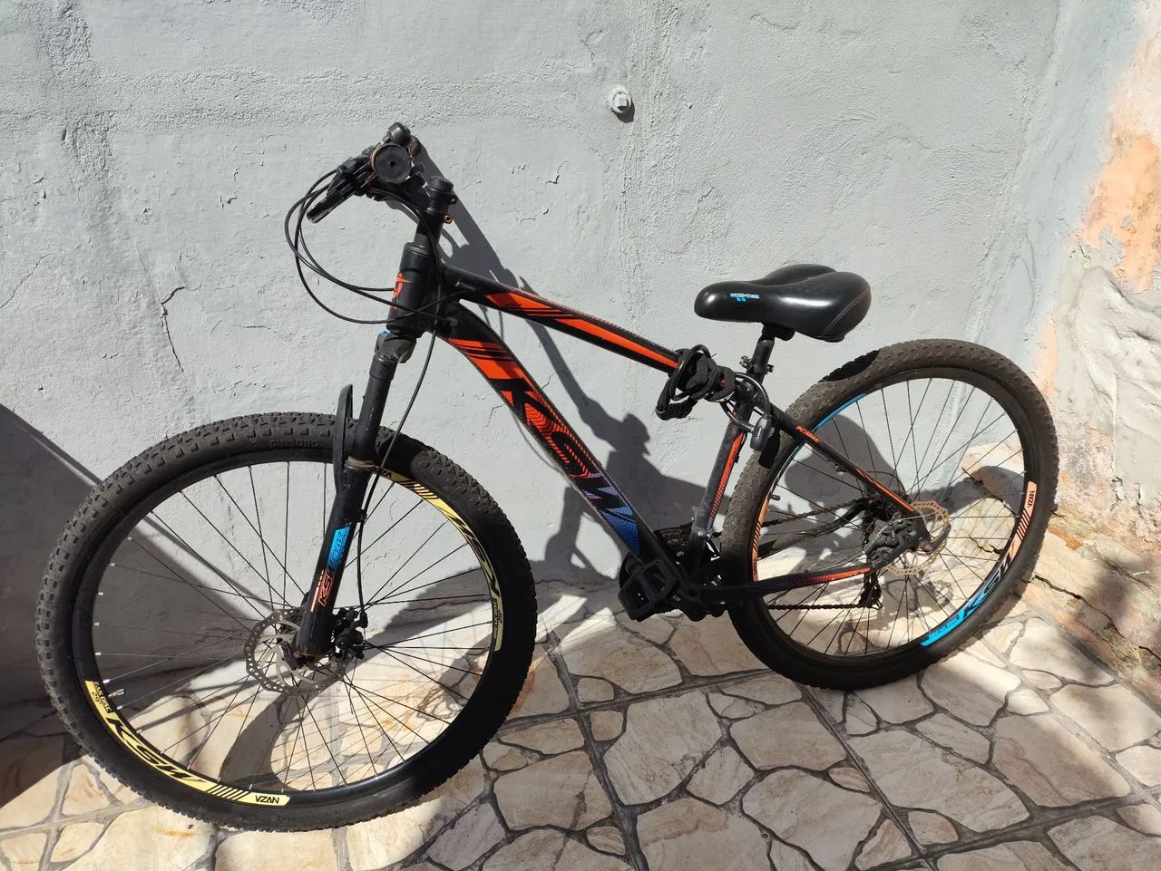 Bicicleta semi nova aro 29  - Foto 2