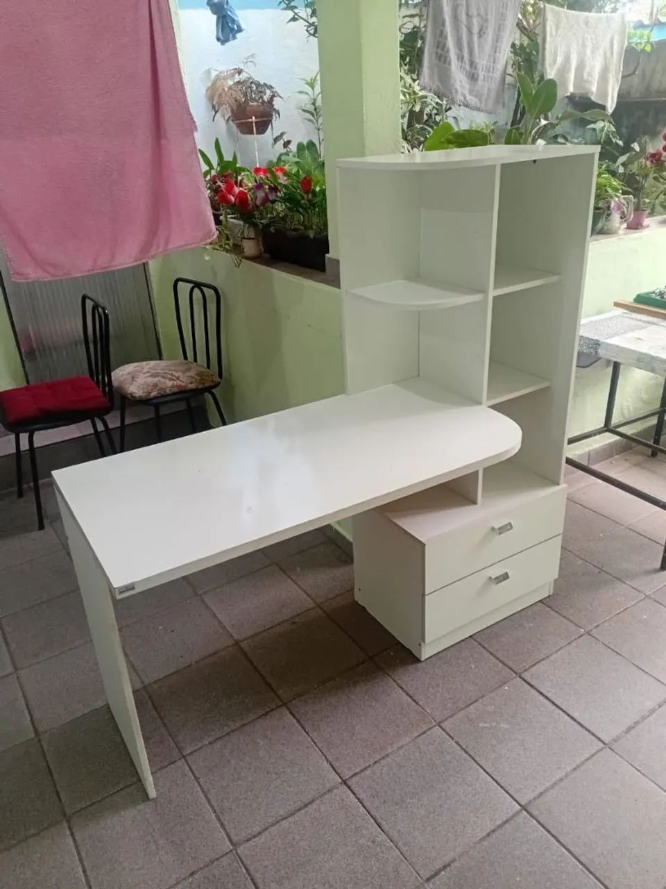 Mesa acoplada estante