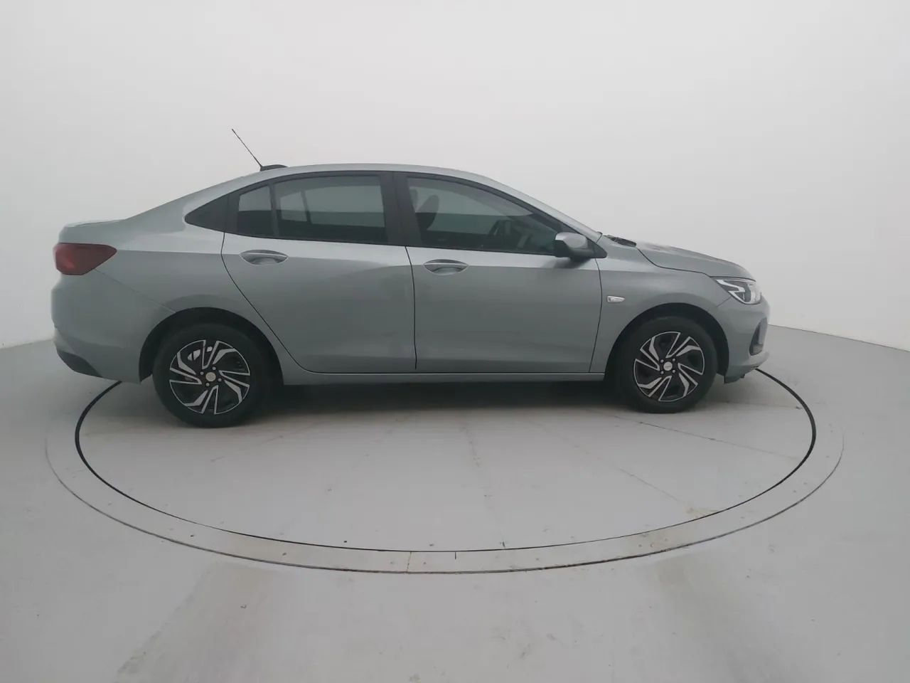 Chevrolet Onix Hatch LT 1.0 12V TB Flex Aut. 4P, foto 6 de 18