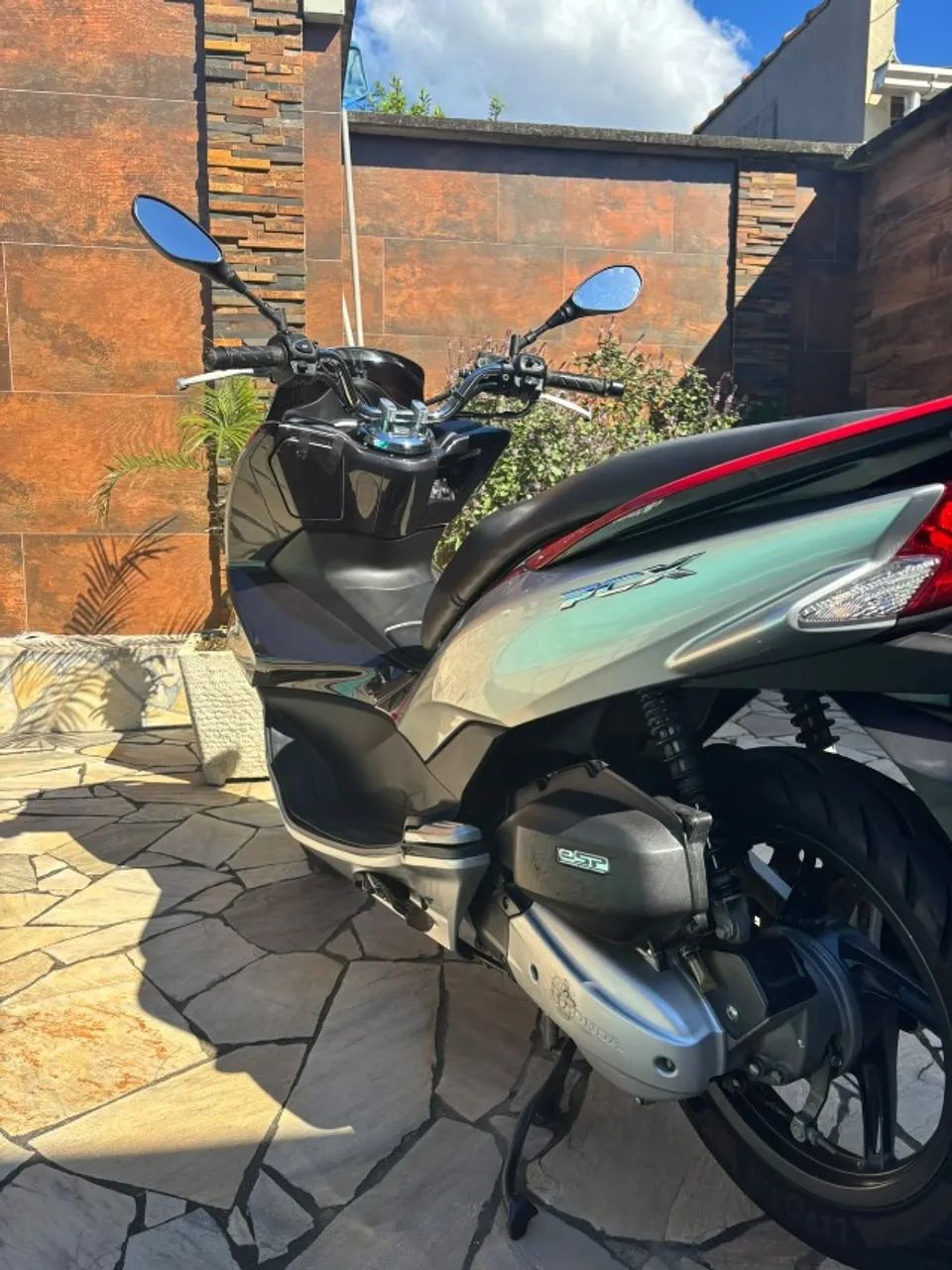 PCX Sport - Foto 2