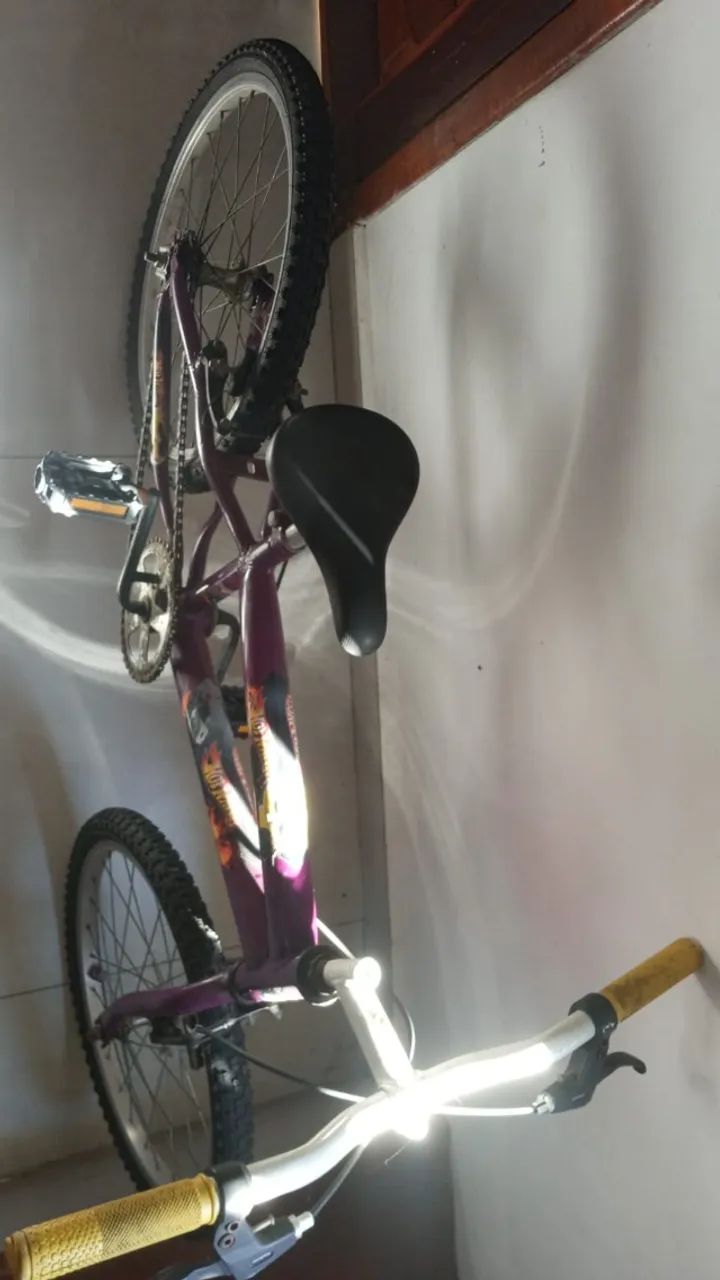 Bicicleta pequena Aro 20 - Foto 2