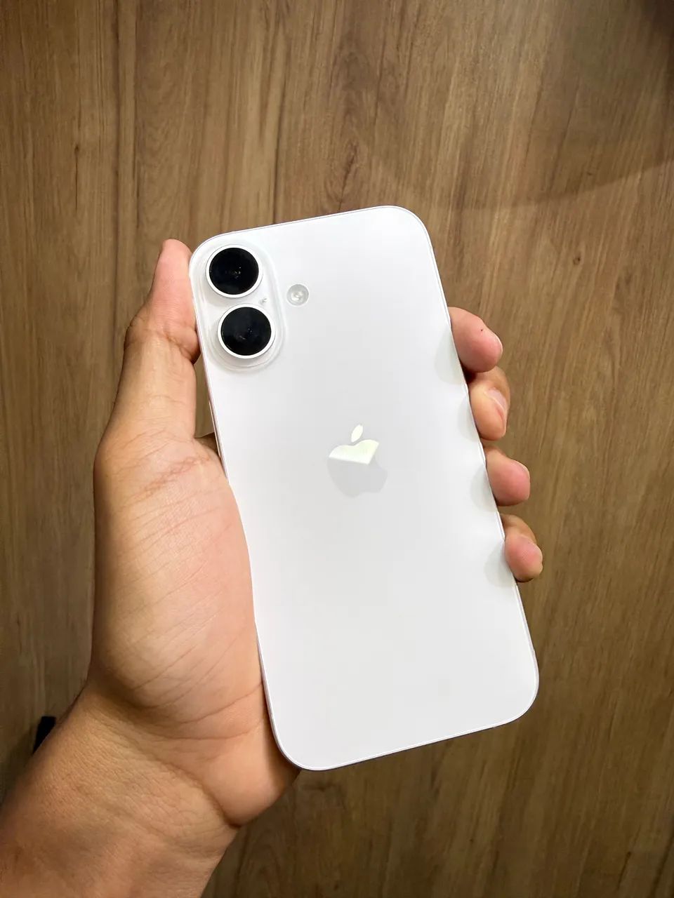 IPhone 16 128GB Branco  - Foto 2