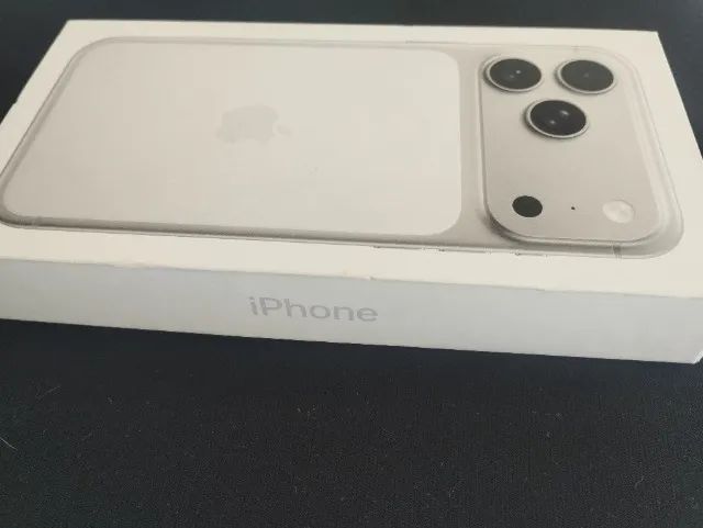 iPhone 17 pro Max prateado  - Foto 2