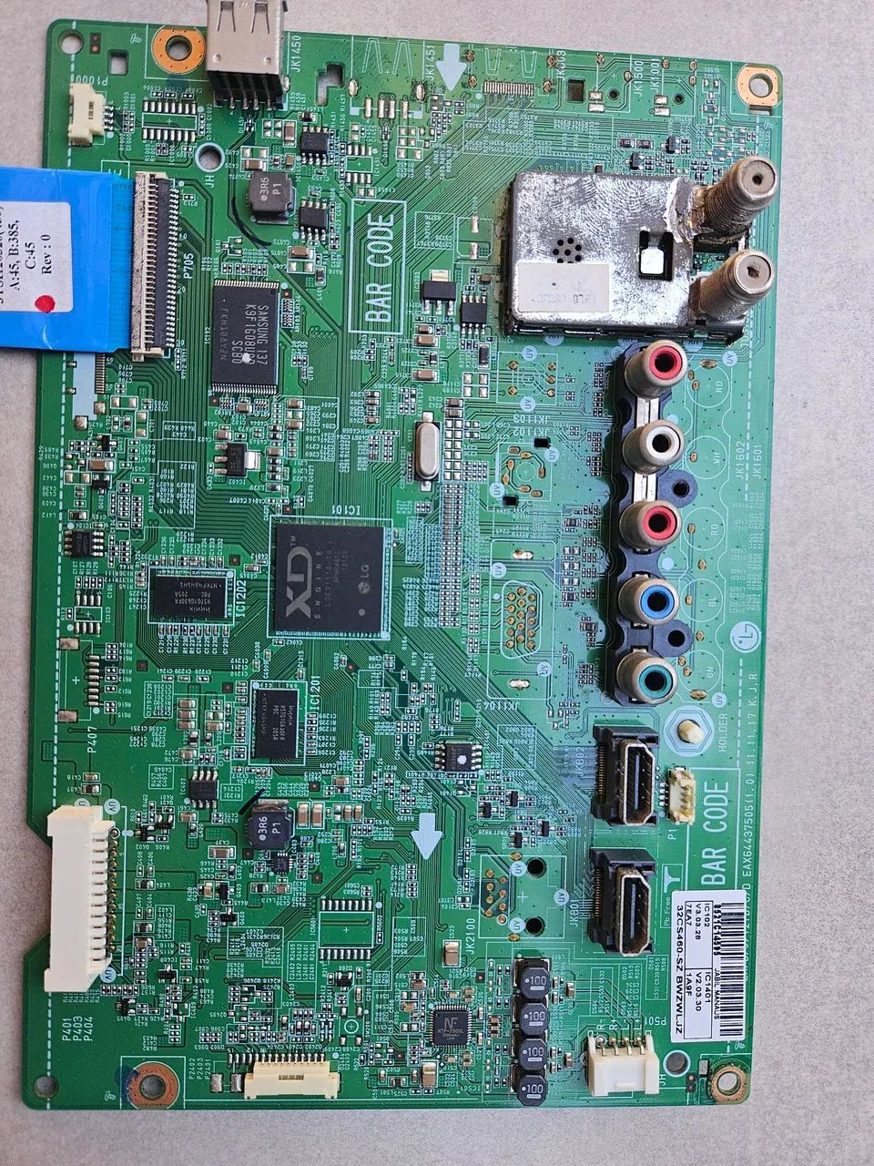 Placa principal LG 32CS460<br>Retirada TV com a tela quebrada <br>Funcionando.
