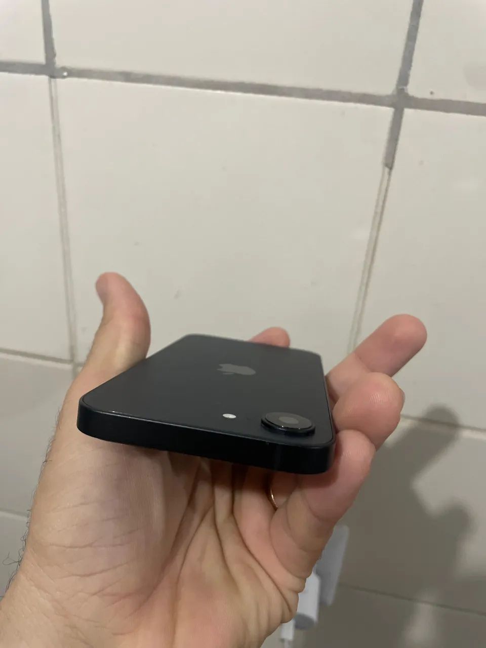 iPhone 16e 256GB impecável - bateria 92%  - Foto 3