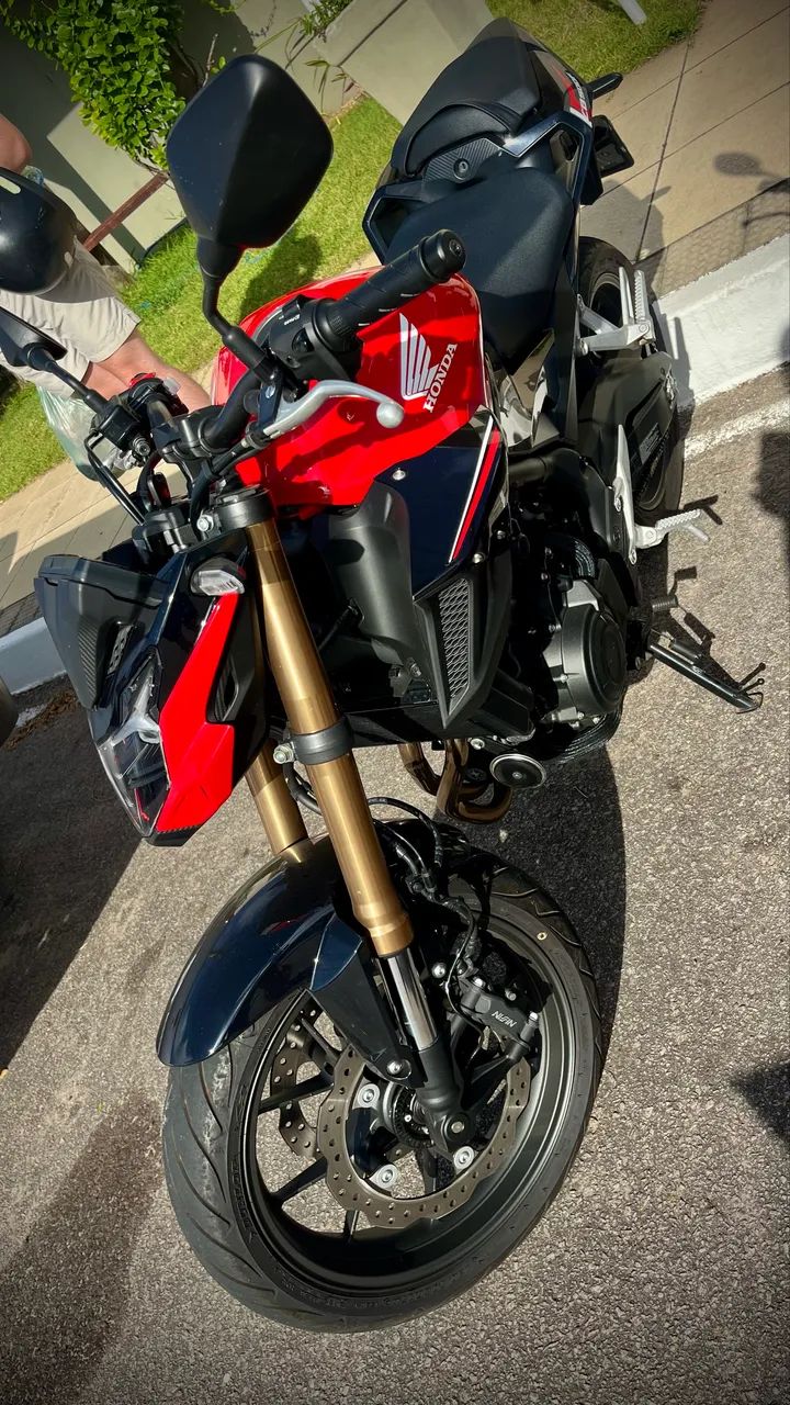 HONDA CB500 F 2024 apenas 980 km - Foto 2