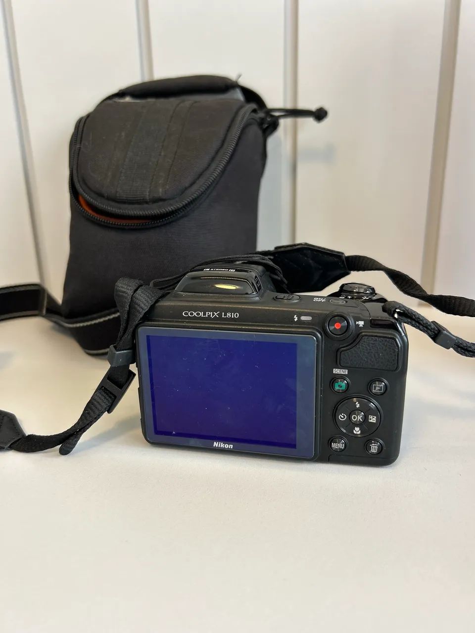 Câmera digital Nikon Coolpix L810 com tripé  - Foto 2