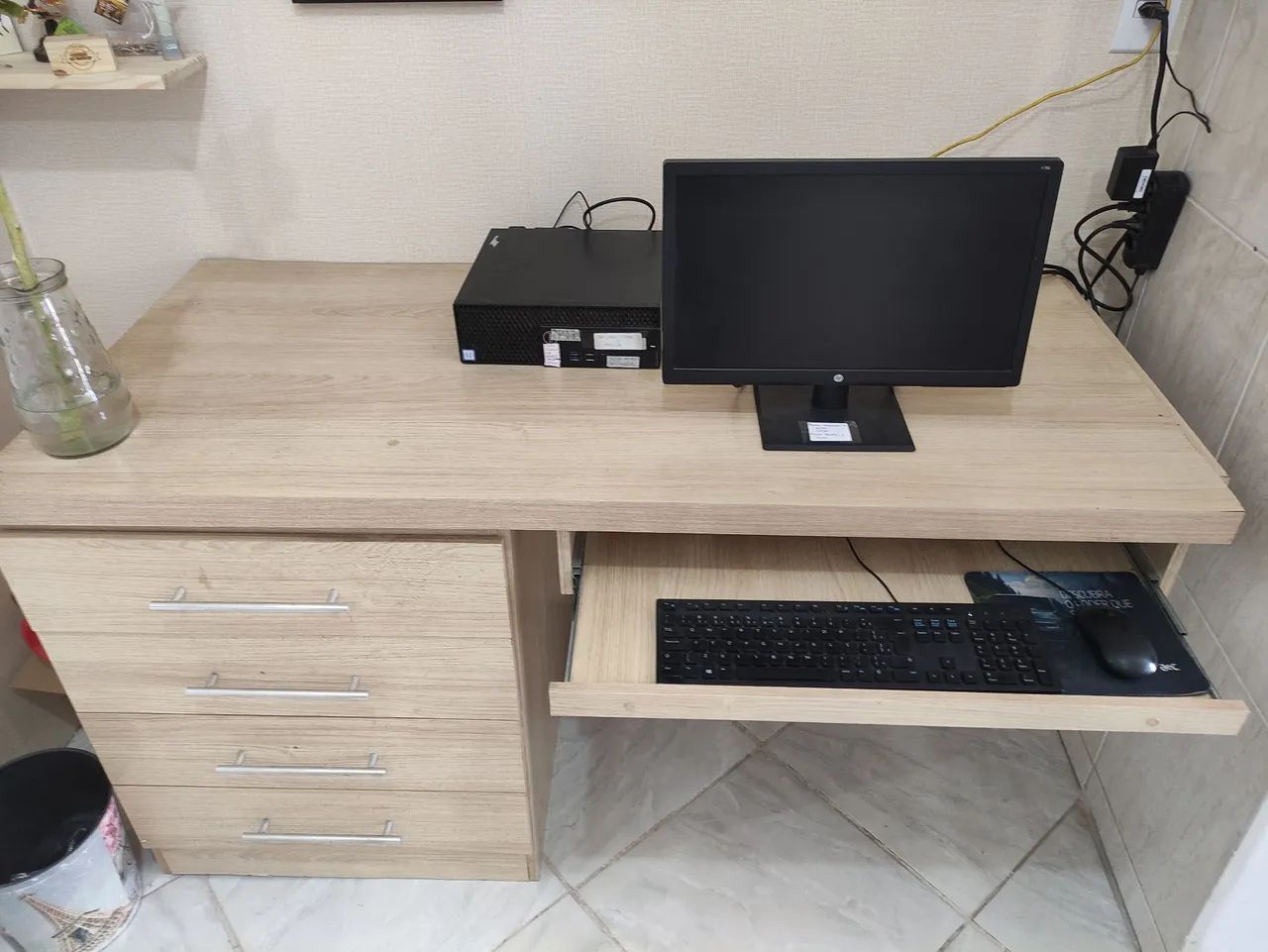 Mesa de escritório home office com gaveteiros todo emMDF - Foto 2