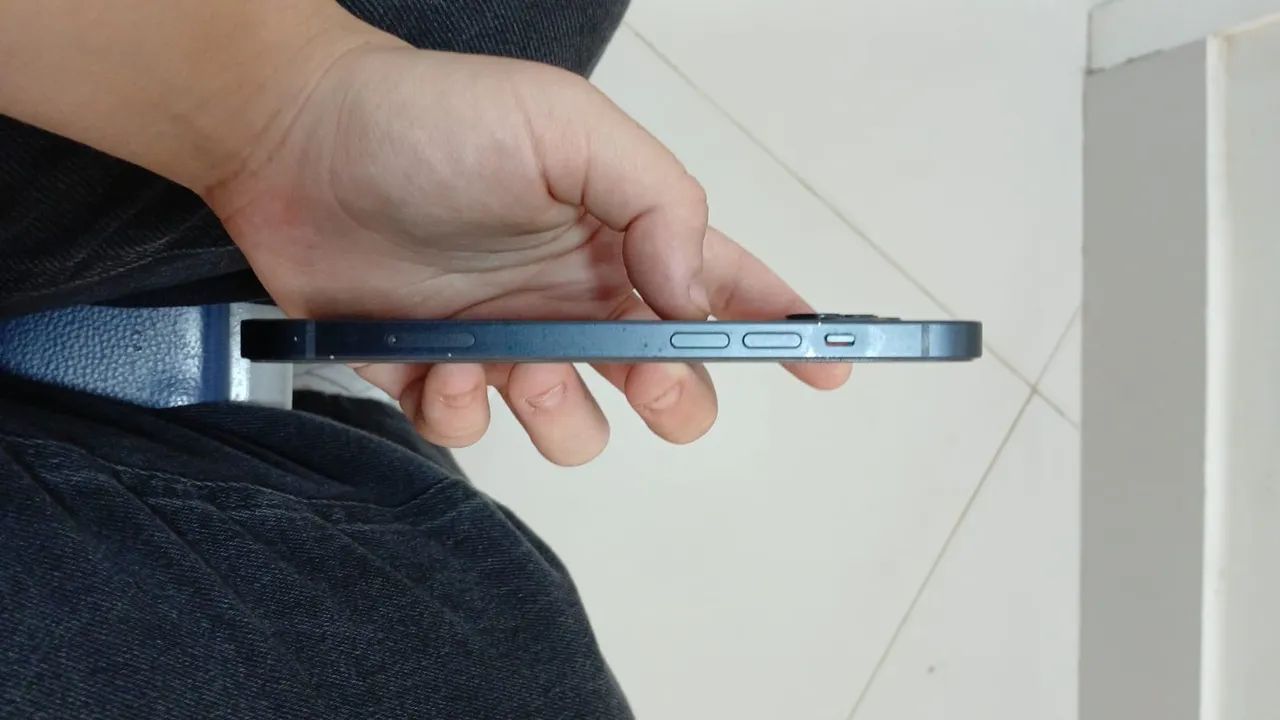 VENDO IPHONE 13  - Foto 4