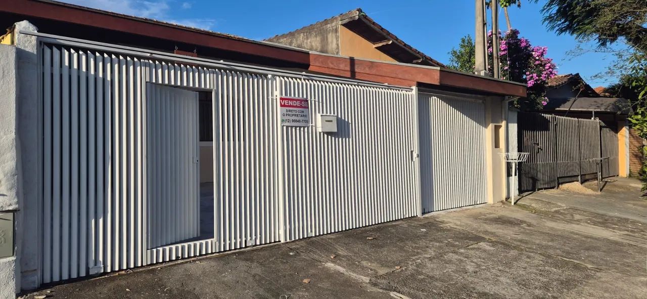 Casa reformada no JD. Das Indústrias 