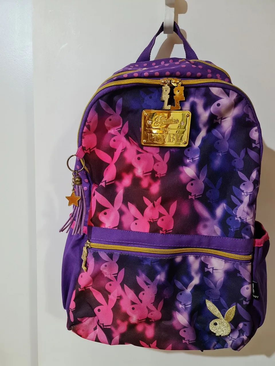 MOCHILA SANTINO PLAYBOY SEMI NOVA 