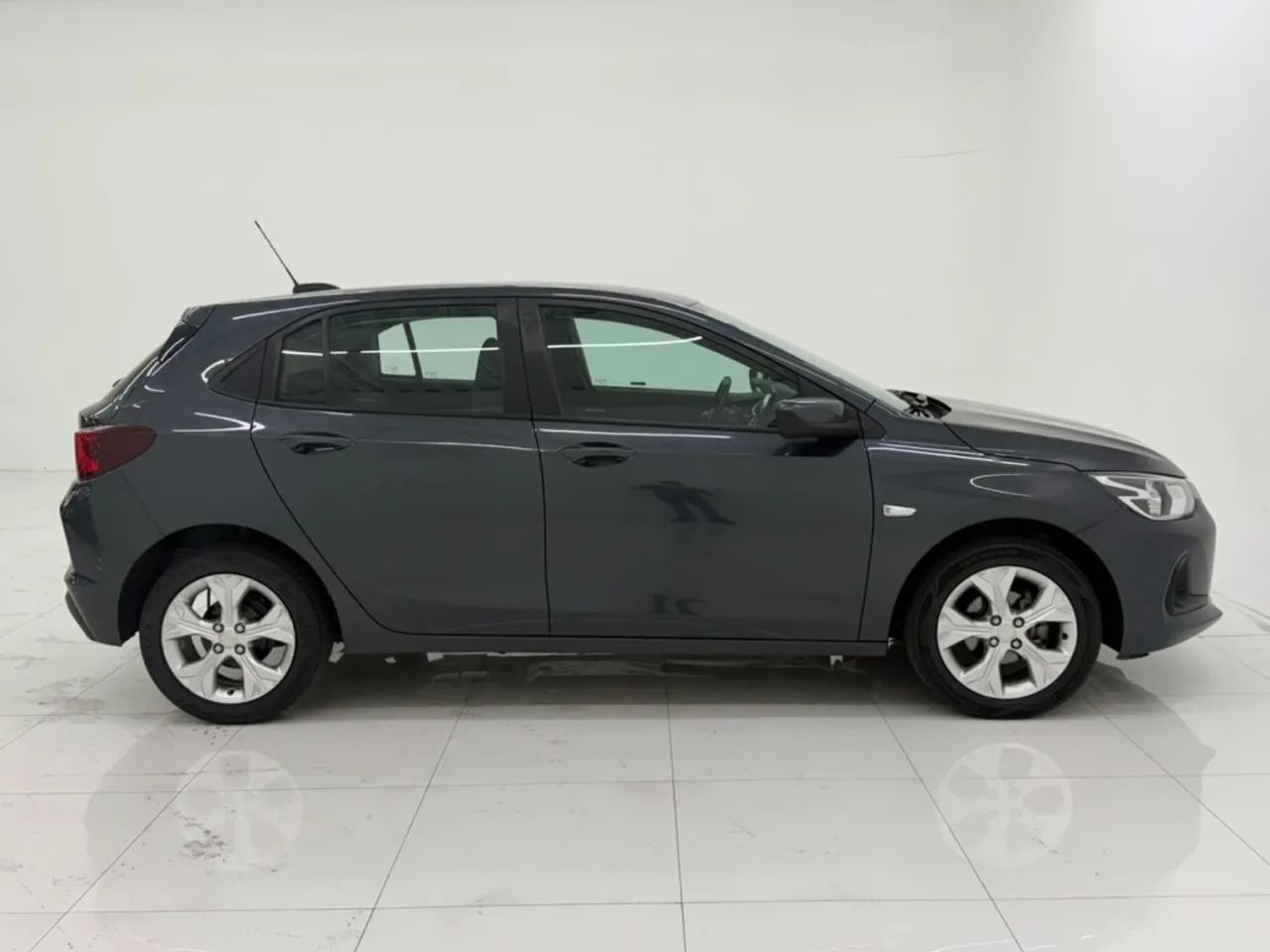 Chevrolet Onix 2024 - Foto 4