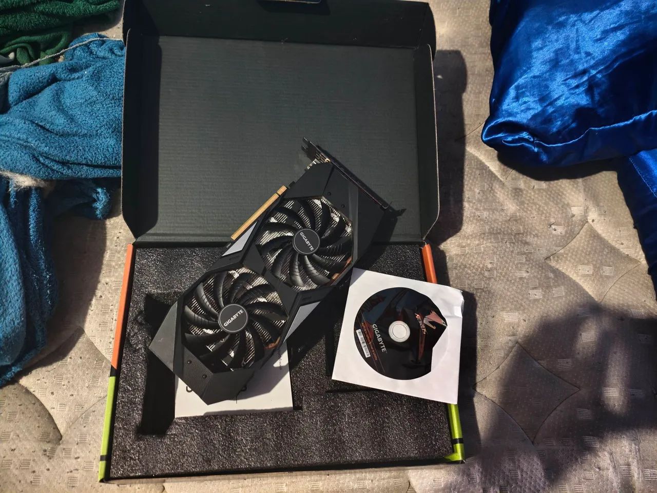 Rtx 2060 super 8 GB original gigabyte - Foto 3