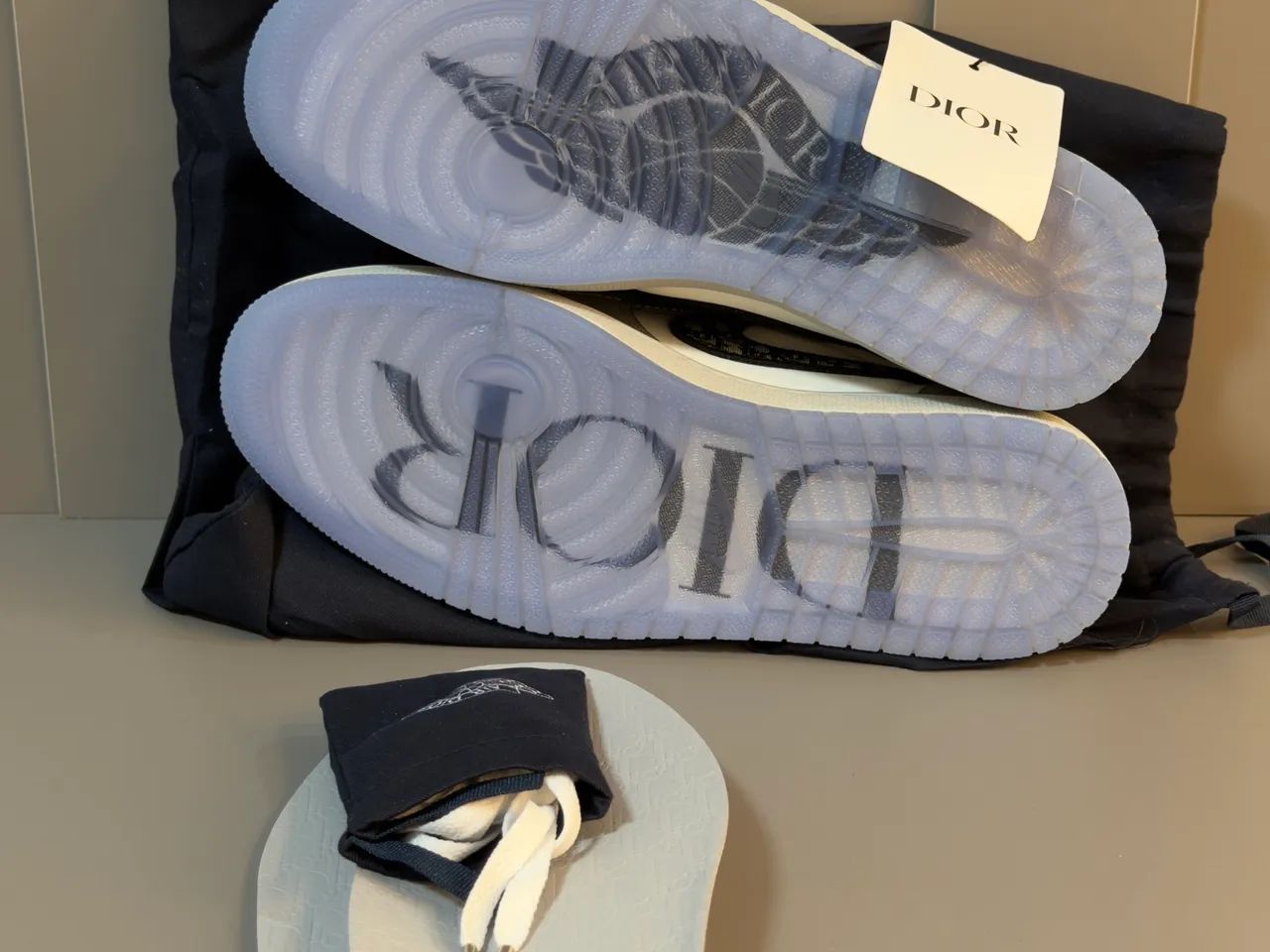 Tênis Nike Air Dior  - Foto 2