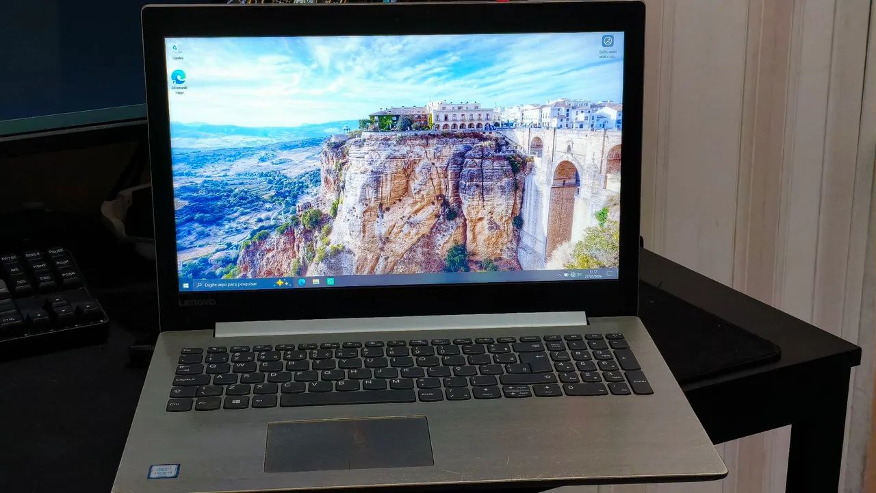Notebook Lenovo 