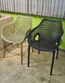 Poltrona Colmeia De Plástico - Entregamos!