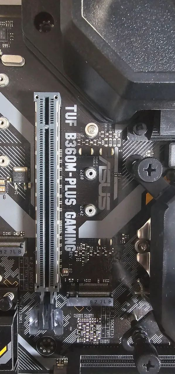 Placa mãe tuf b360m + i7 8700  - Foto 2