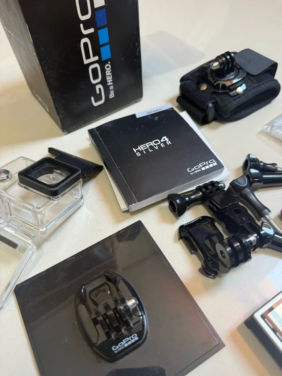 Gopro Hero 4 silver completa com acessórios  - Foto 2