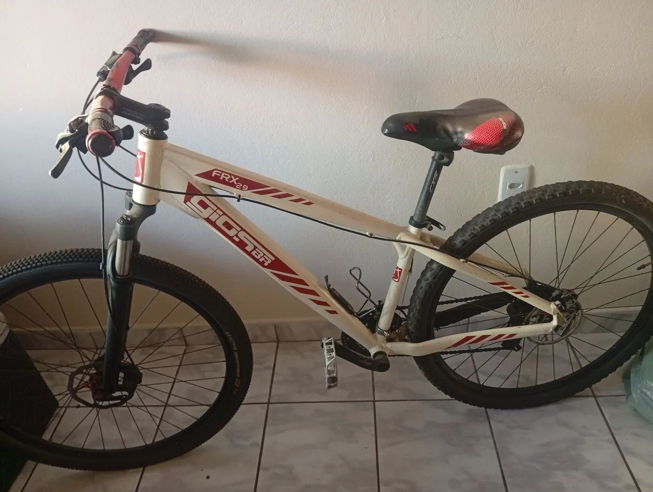 Bicicleta Gios aro 29