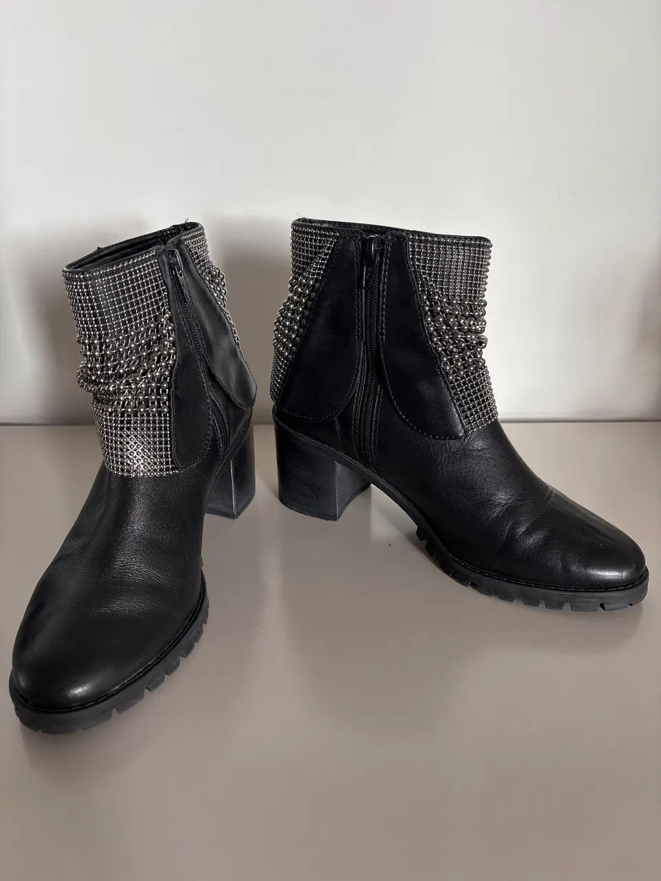Bota Arezzo cano curto 35 - Foto 3