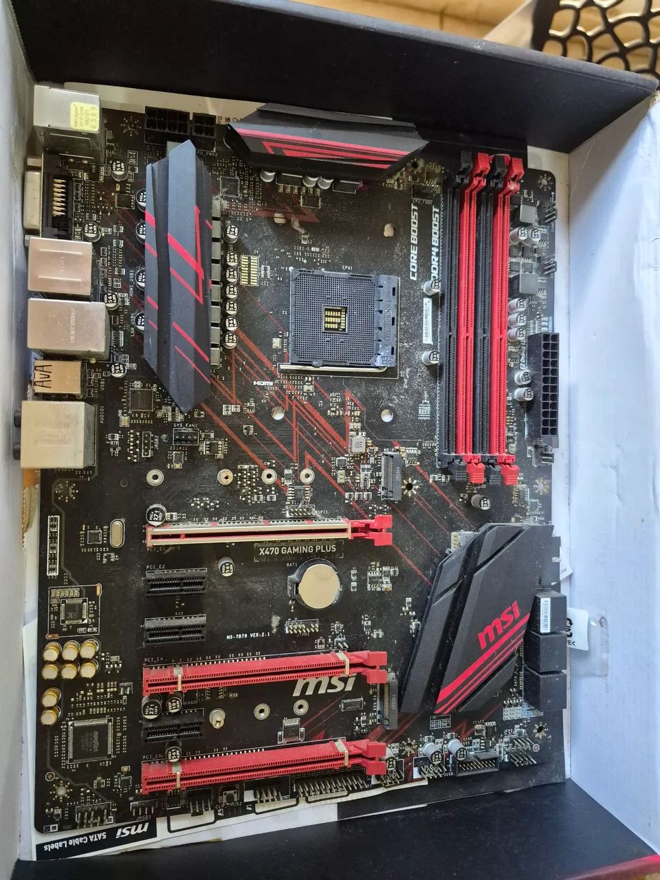 Placa-mãe x470 gaming plus