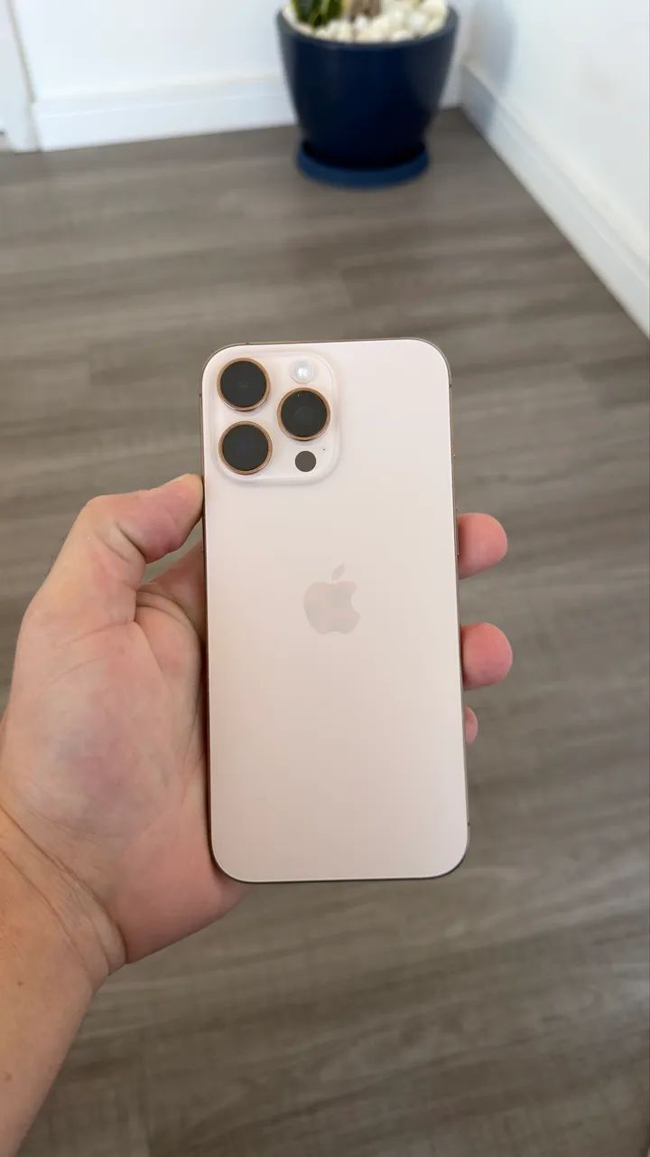 iPhone 16 Pro Max 256gb Desert  - Foto 2