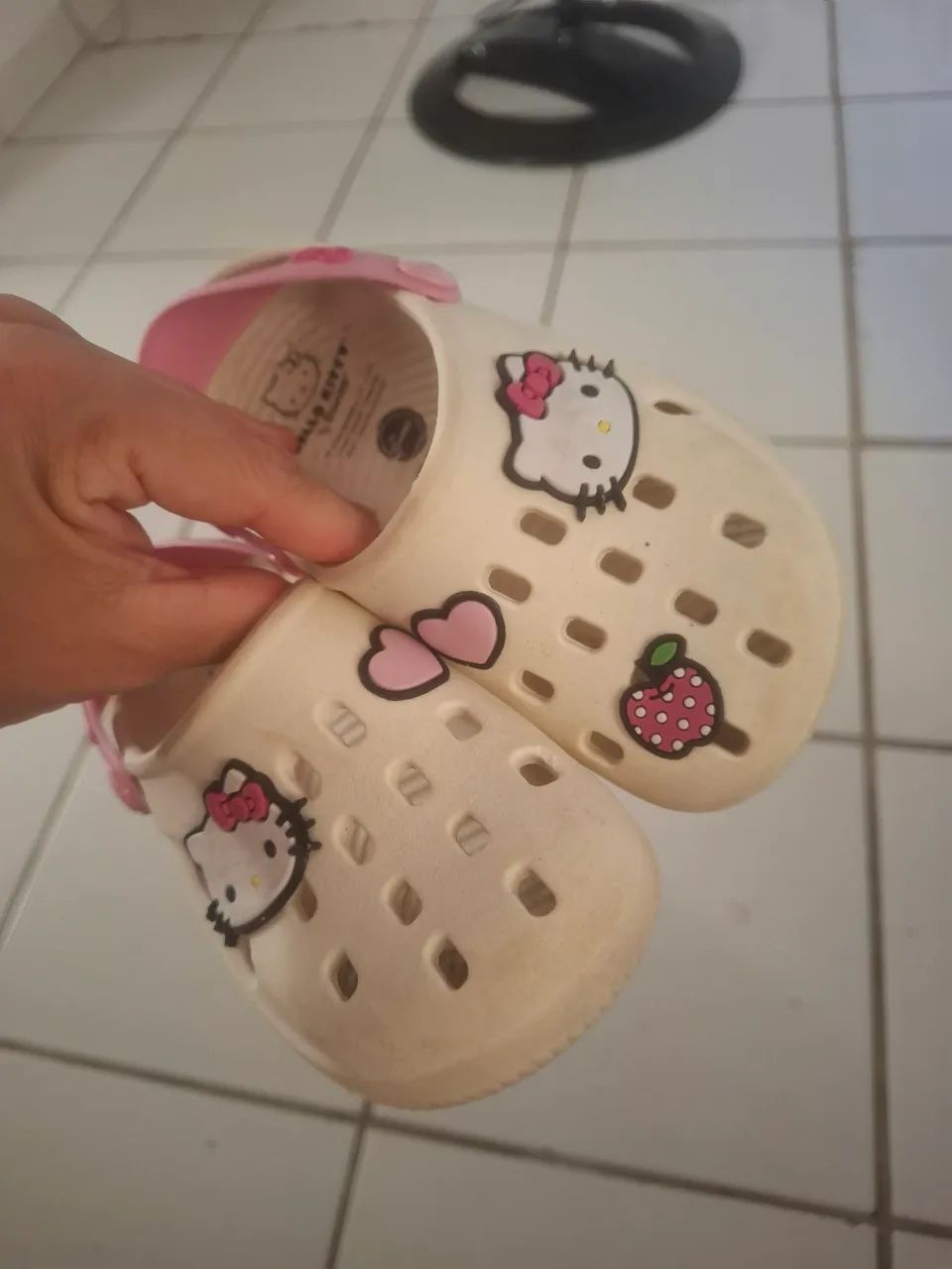 Crocs hello kitty