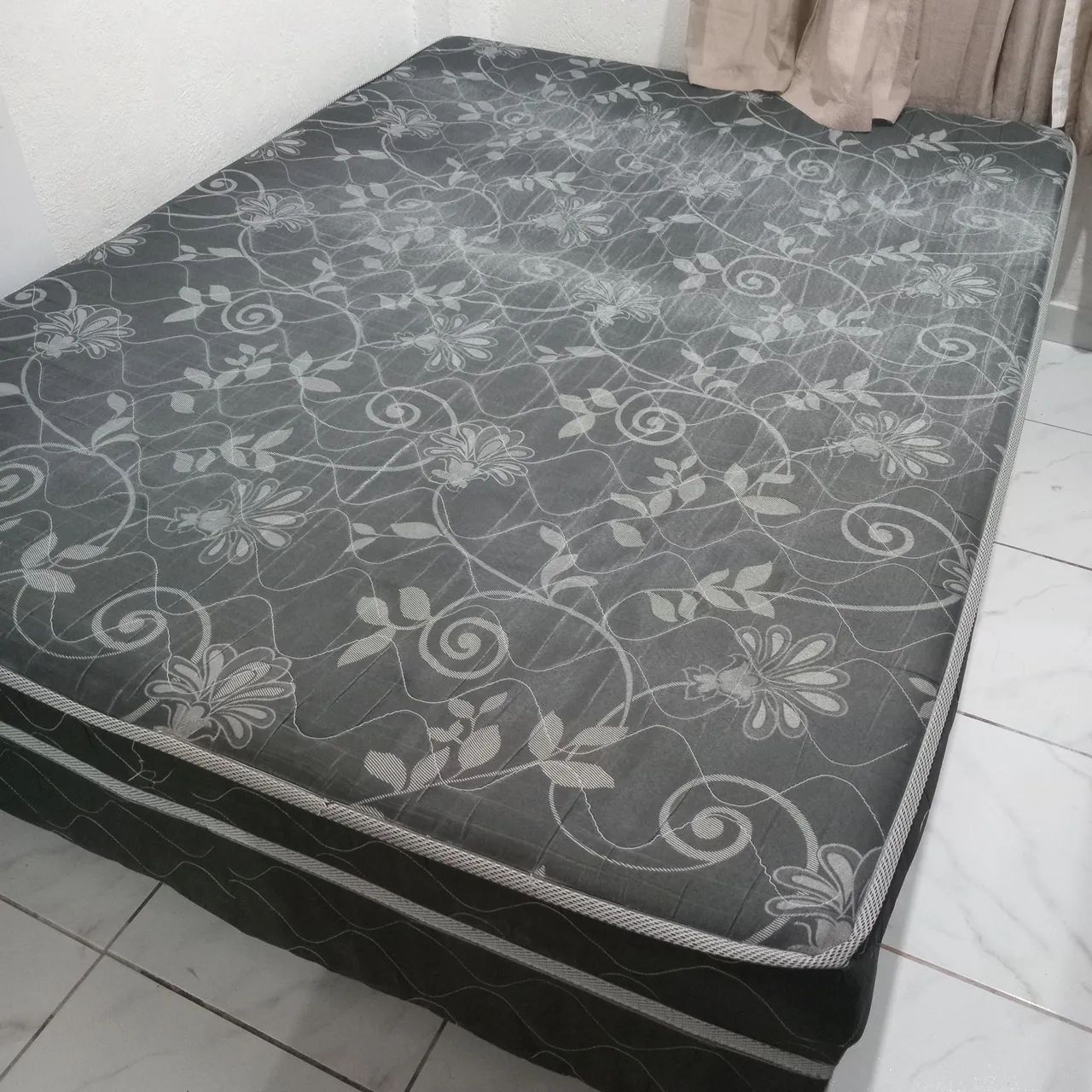 Cama de casal,valor 150,00 falar no chat - Foto 2