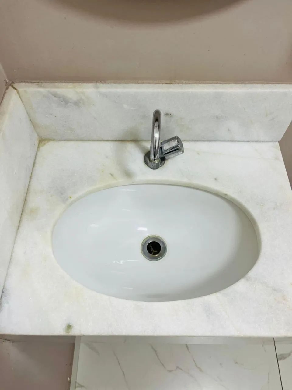 Vendo pia granito 