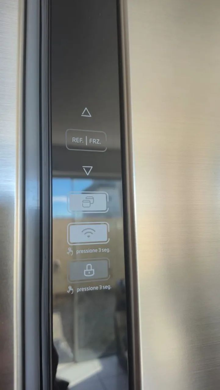 Geladeira midea side by side frost free 220v. - Foto 3
