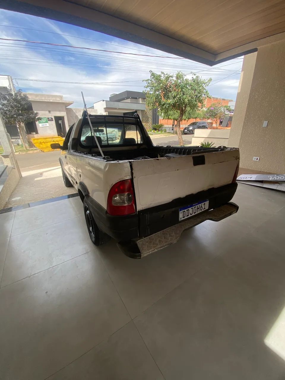 Fiat Strada Working 1.5 MPI 8V CS (álcool) 2000