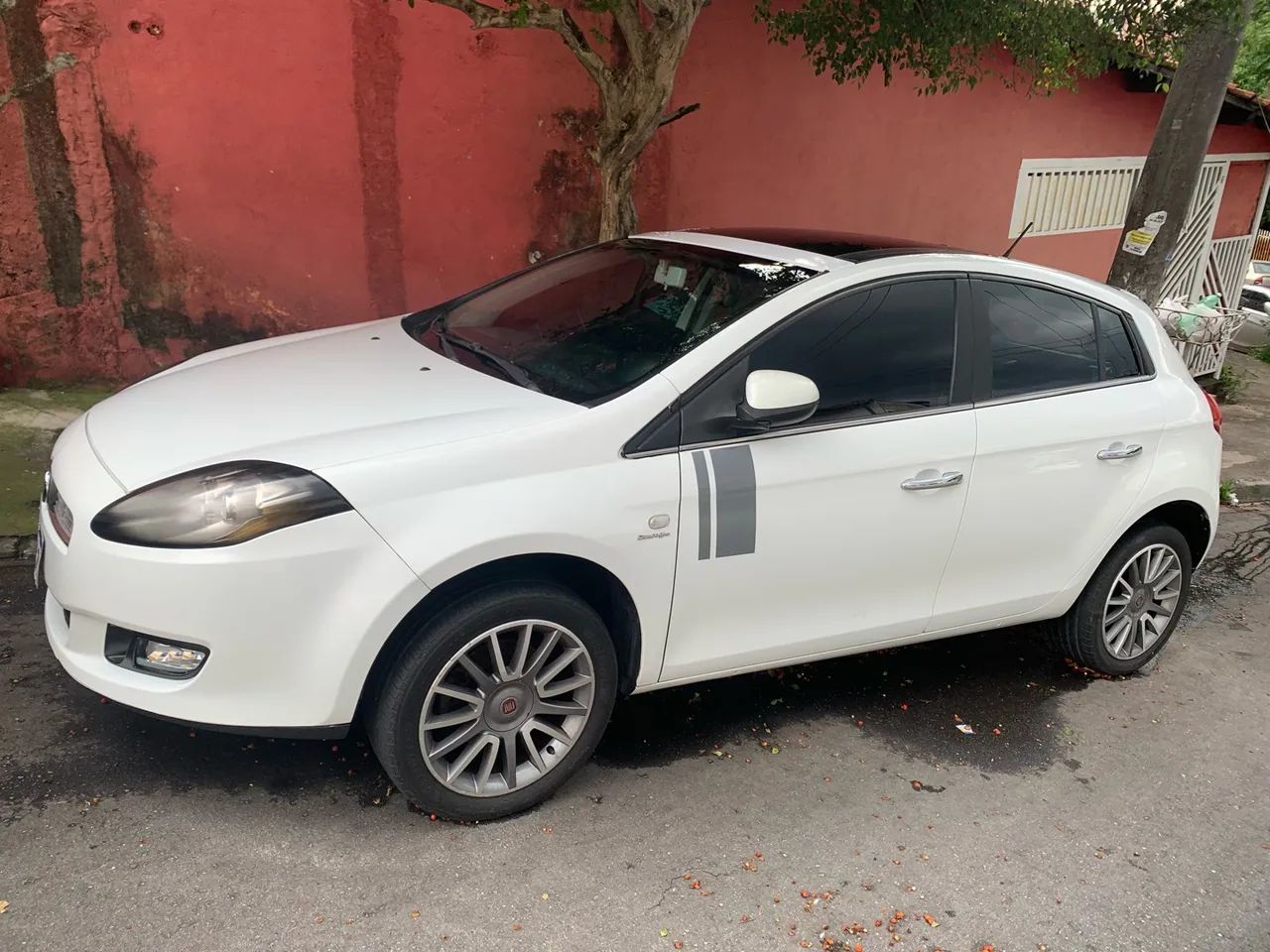 Fiat Bravo Absolute Dualogic 1.8 Flex 16V 5P 2012 - Foto 3