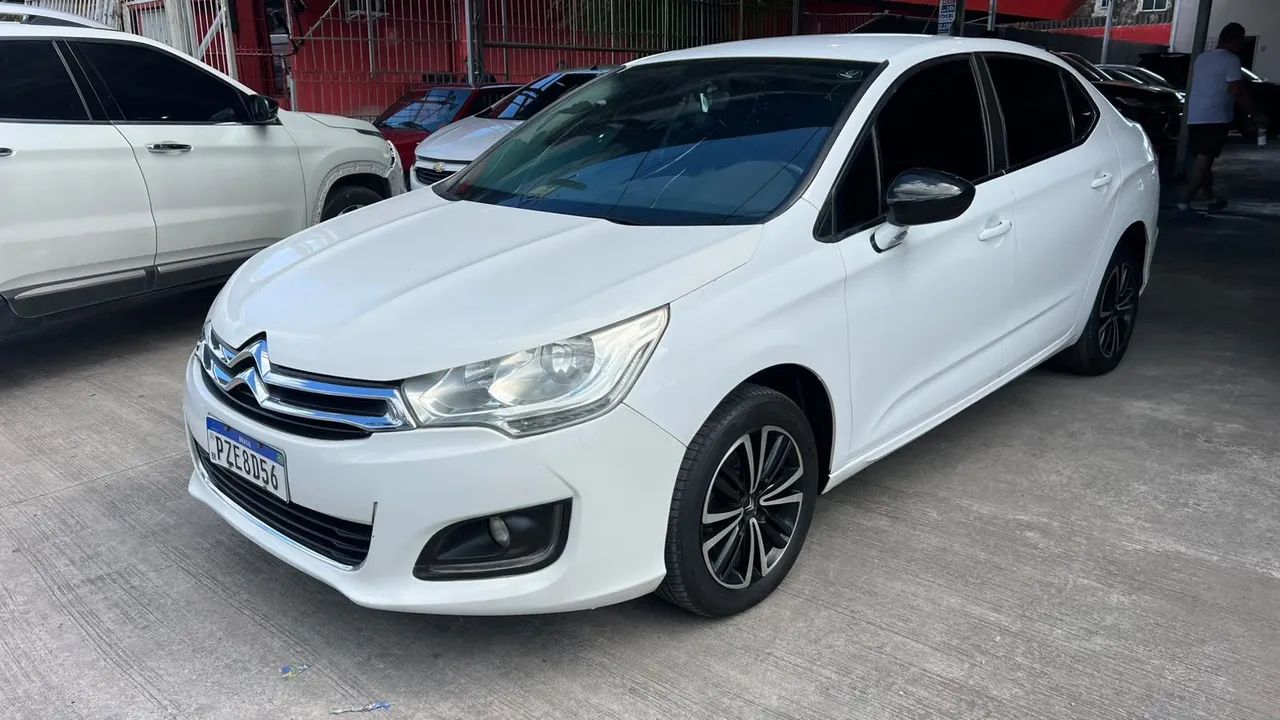 Citroën C4 C4 LOUNGE Origine 1.6 Turbo Flex Mec. 2017