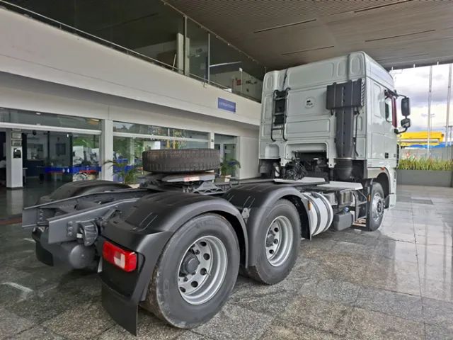 Caminhão revisado com garantia de 3 meses! DAF XF 105 FTS 460 6x2 Ano 2019/2020 - Foto 7