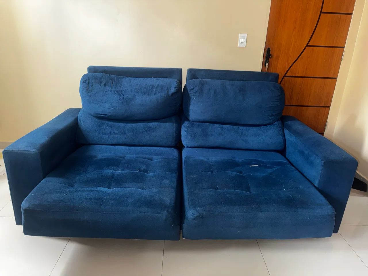 Sofá retrátil 2 lugares 