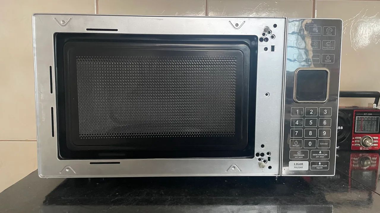 Vende - se microondas Philco 25  litros  - Foto 3