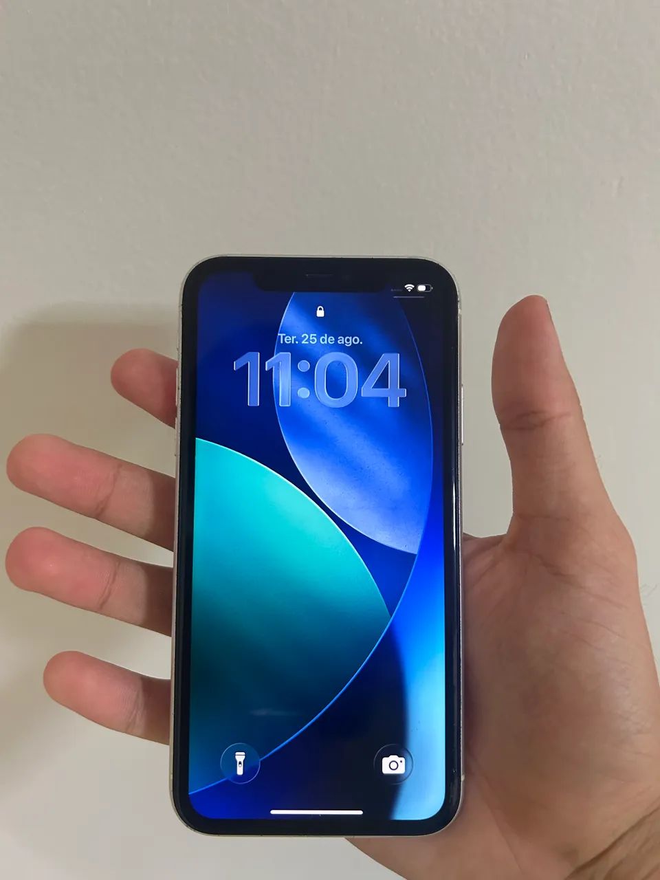 iPhone 11 64GB | R$ 750 - Negociável 