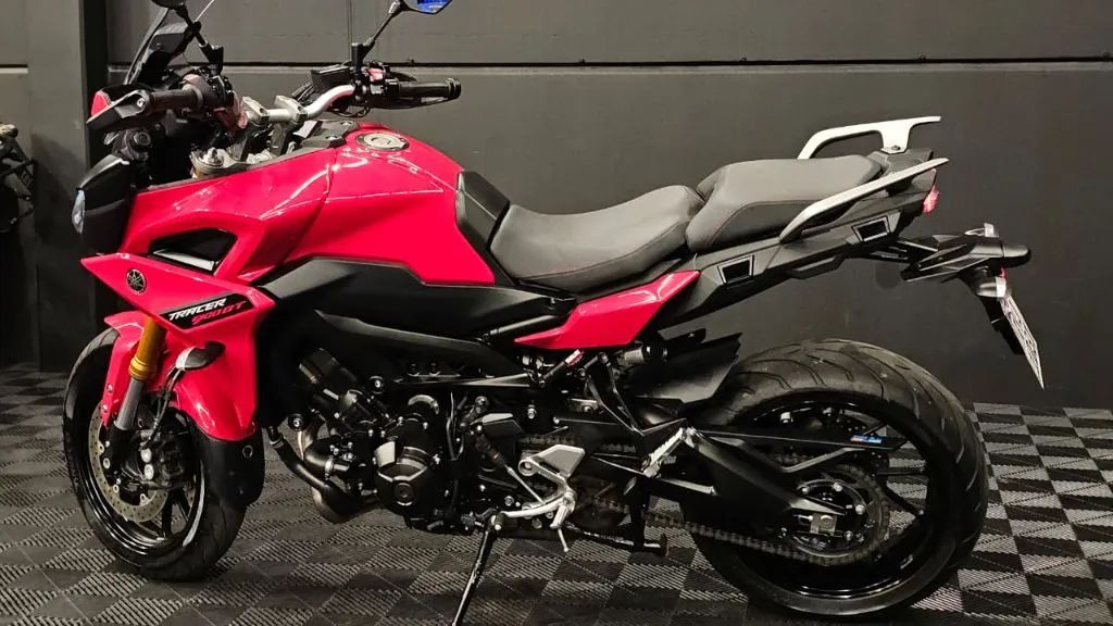 MT-09 TRACER 900 GT - Foto 3