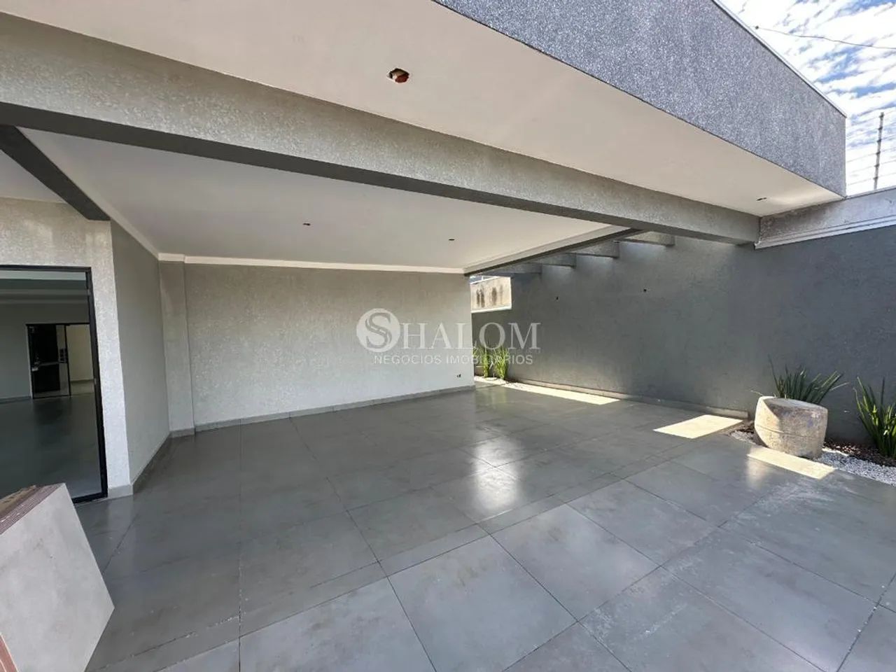 Casa à venda em Maringá, Jardim Barcelona, com 3 quartos, com 162 m² - Foto 3