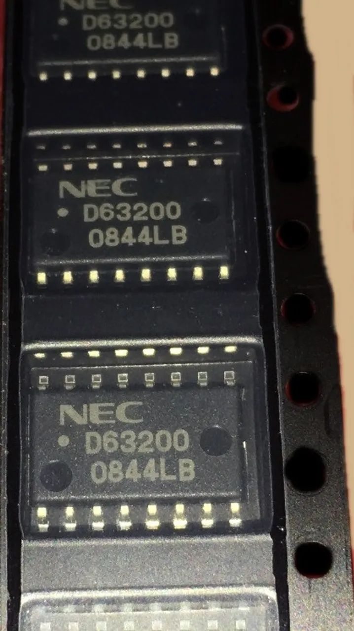 UPD63200