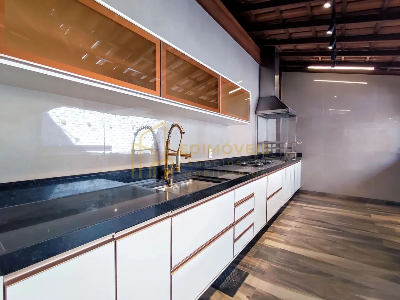 Casa Charmosa com Quintal Gourmet e 2 Vagas em Praia da Baleia  Serra/ES - Foto 9