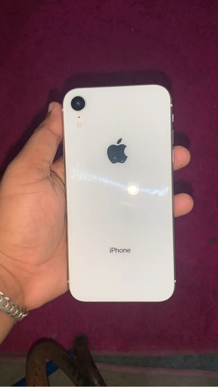 iPhone XR pra vender e pra colocar preço - Foto 2