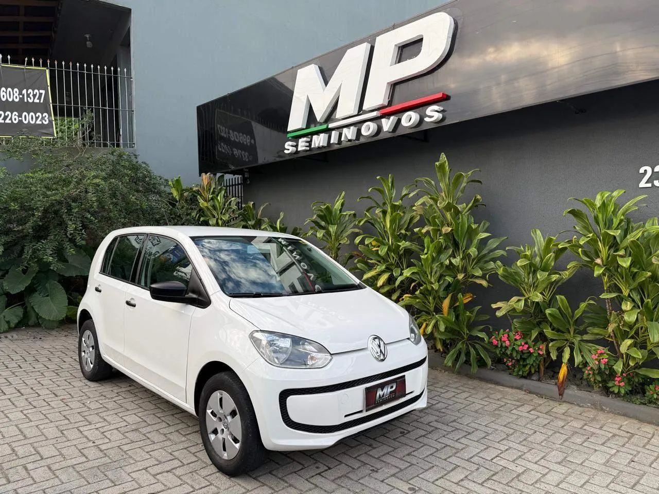 Volkswagen Up! up! take 1.0 Total Flex 12V 5p 2017