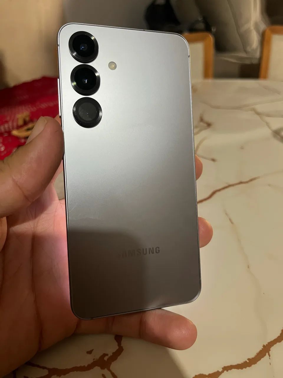 S25 ZERO 256 GB R$2.550 pra vender logo