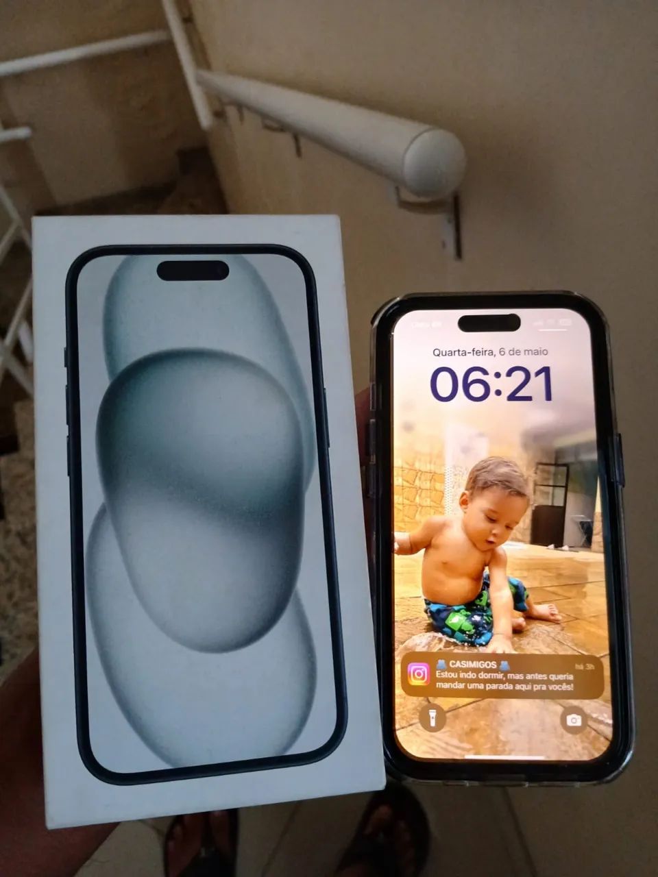 Apple iPhone 15 256GB 本体+箱 Apple iPhone 15 256GB - Azul | Extra