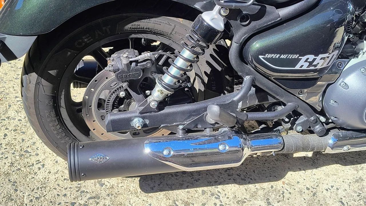 SUPER METEOR 650 - Foto 3