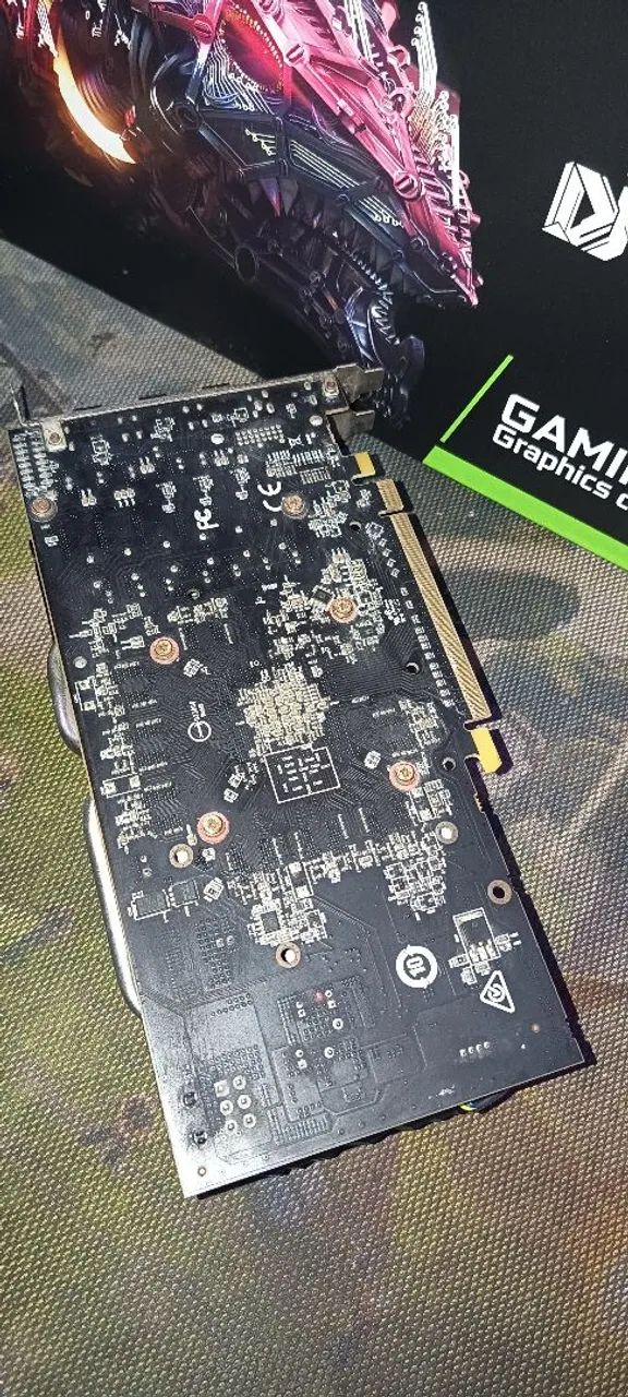 Placa de Vídeo RX 580 8GB Com defeito - Foto 3